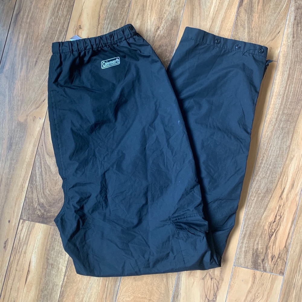 coleman men’s mesh lined warm up pants size M